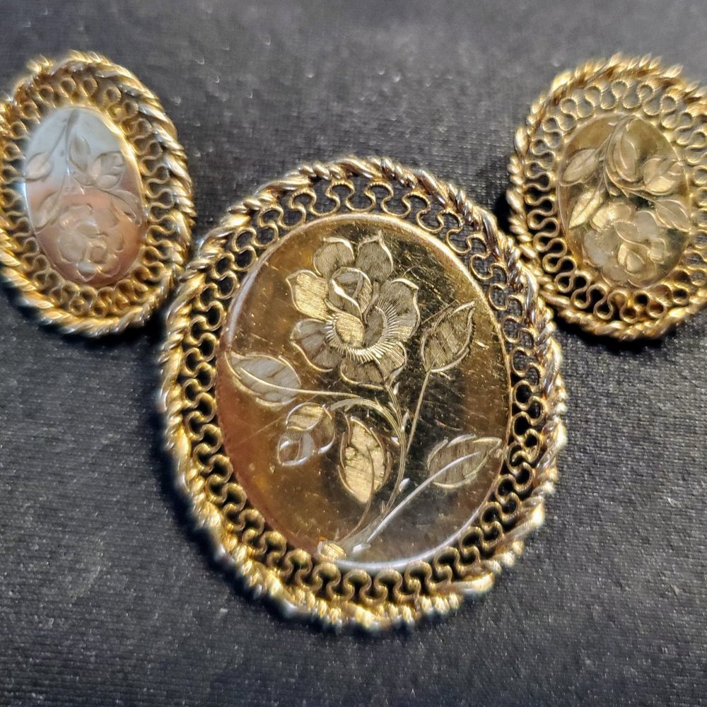 Vintage Winard Gold Filled Brooch and Matching Clip Earrings